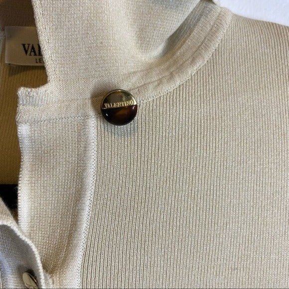 Valentino Tortoise Shell Button Sleeveless Collared Blouse - Picture 7 of 12